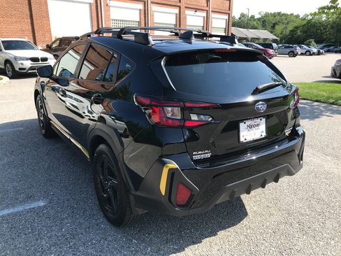 Used 2025 Subaru Crosstrek 2.5i Sport AWD/4WD image 6