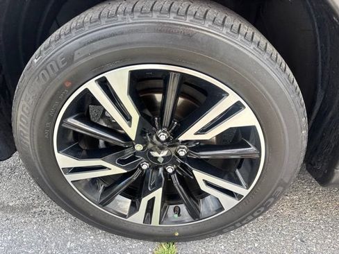 Used 2024 Mitsubishi Eclipse Cross AWD image 16
