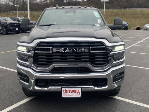 New 2026 RAM 2500 Tradesman w/ Chrome Appearance Group image 10