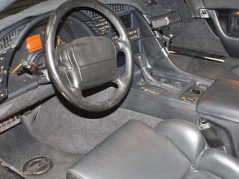 Used 1992 Chevrolet Corvette Coupe RWD image 7