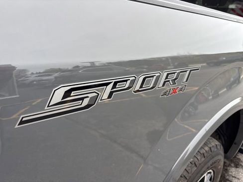 Used 2020 Ford F150 XLT w/ Equipment Group 302A Luxury AWD/4WD image 37