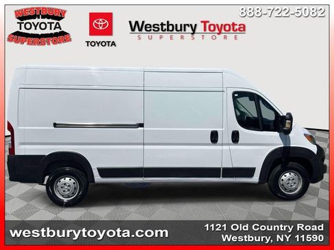 Used 2023 RAM ProMaster 2500 FWD image 6