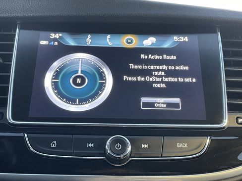 Used 2021 Buick Encore Preferred image 27