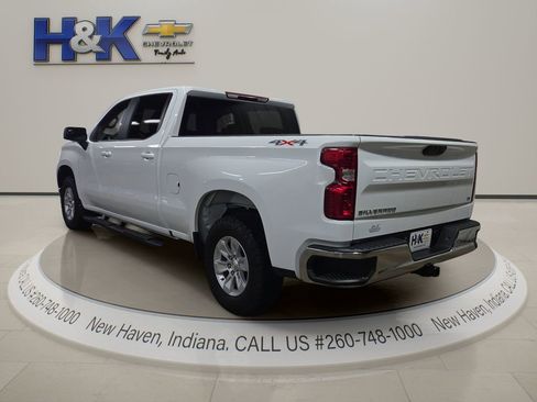 Used 2024 Chevrolet Silverado 1500 LT AWD/4WD image 4