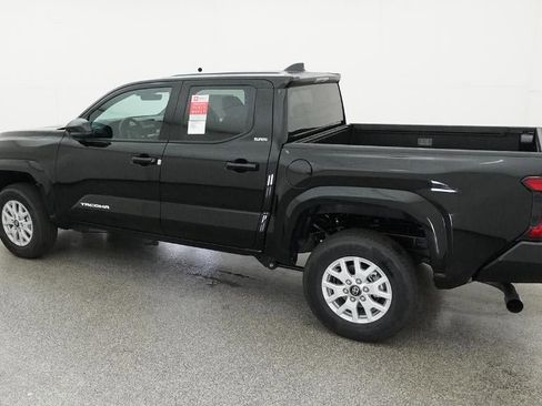 New 2026 Toyota Tacoma SR5 AWD/4WD image 4