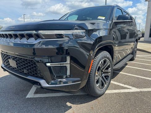 New 2026 Jeep Grand Wagoneer L 4WD image 5