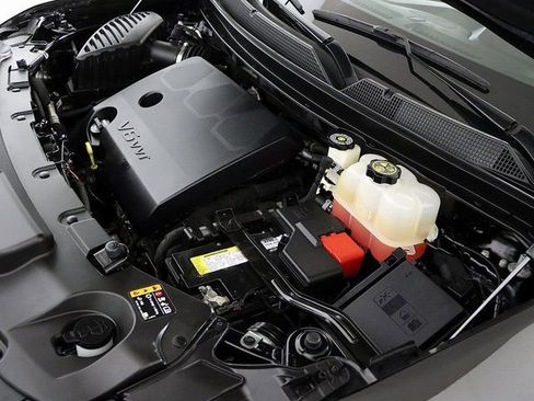 Used 2021 Chevrolet Traverse RS w/ LPO, Floor Liner Package image 40