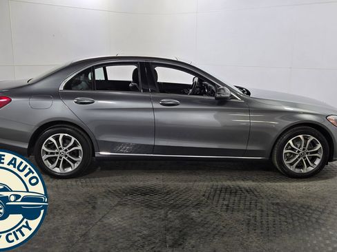 Used 2018 Mercedes-Benz C 300 4MATIC Sedan w/ Multimedia Package image 8