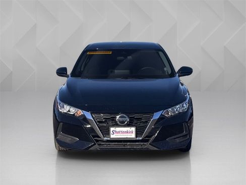 Used 2023 Nissan Sentra SV image 2