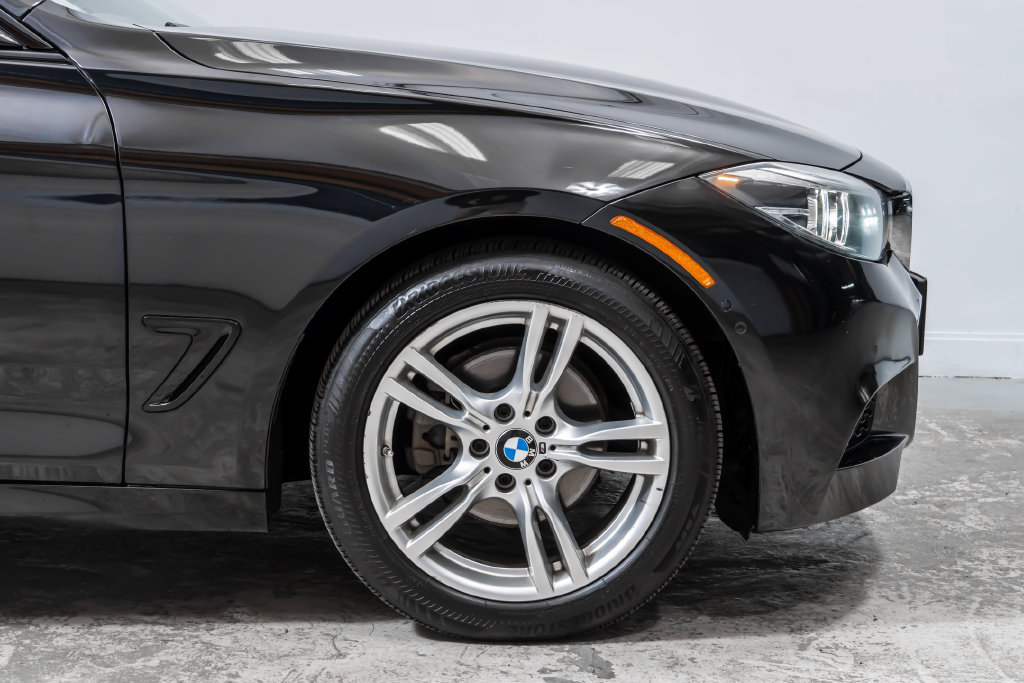 Used 2017 BMW 330i Gran Turismo xDrive AWD/4WD image 12