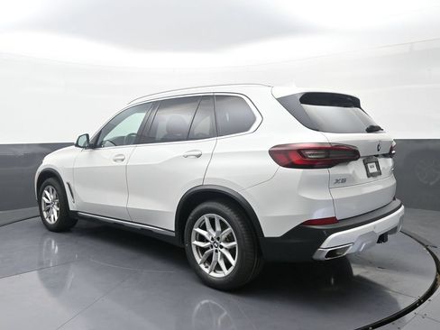 Used 2023 BMW X5 xDrive40i w/ Premium Package AWD/4WD image 5