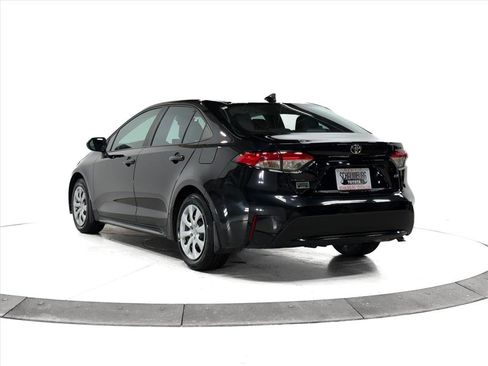 Certified 2022 Toyota Corolla LE image 7