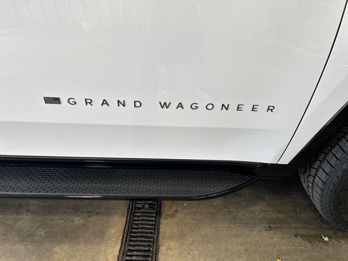 New 2026 Jeep Grand Wagoneer 4WD w/ Quick Order Packge 29V Upland image 25