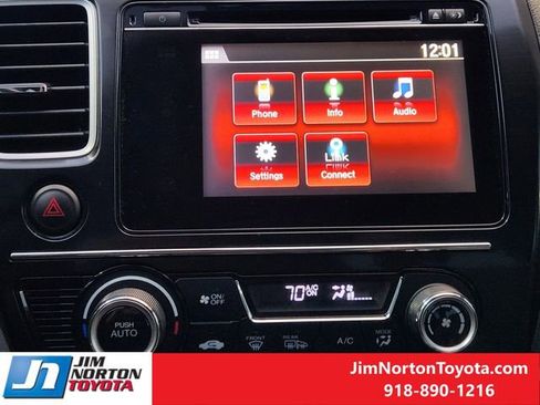 Used 2015 Honda Civic Hybrid Sedan image 19