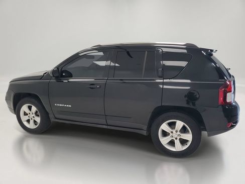 Used 2014 Jeep Compass Sport FWD image 5