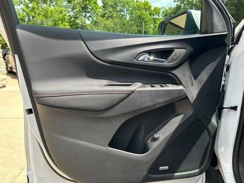 Used 2022 Chevrolet Equinox RS w/ RS Leather Package AWD/4WD image 26
