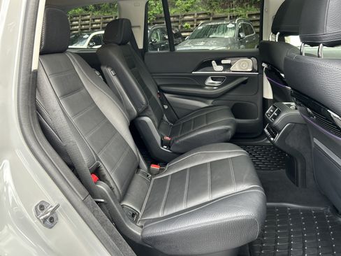 Certified 2024 Mercedes-Benz GLS 580 4MATIC image 49