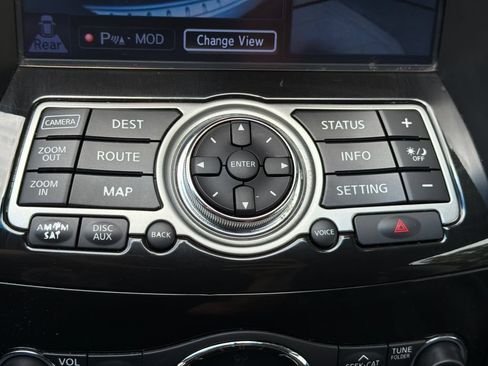 Used 2017 INFINITI QX70 2WD w/ Premium Package image 26