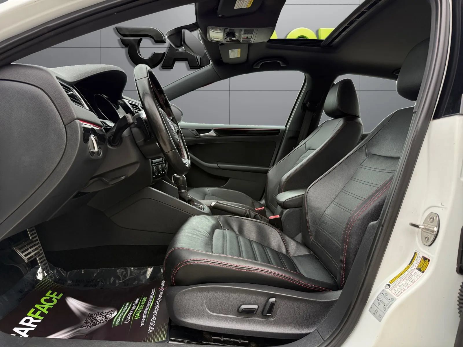 Used 2017 Volkswagen Jetta GLI FWD image 16