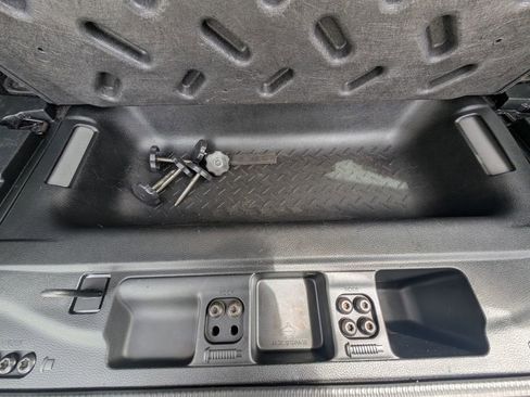 Used 2018 Jeep Wrangler Unlimited Sahara w/ Connectivity Group image 34