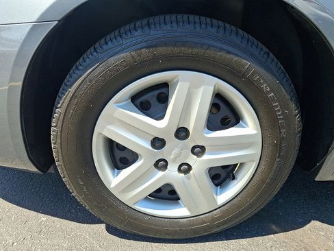 Used 2009 Chevrolet Impala LS FWD image 9
