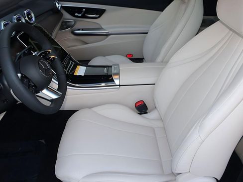 Used 2026 Mercedes-Benz CLE 300 4MATIC Coupe image 19