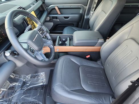 Certified 2024 Land Rover Defender 130 X image 14