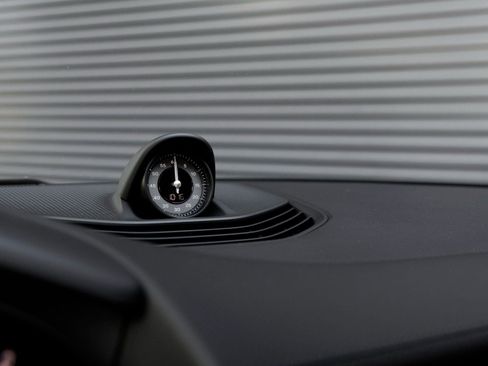 New 2025 Porsche Taycan 4S image 20