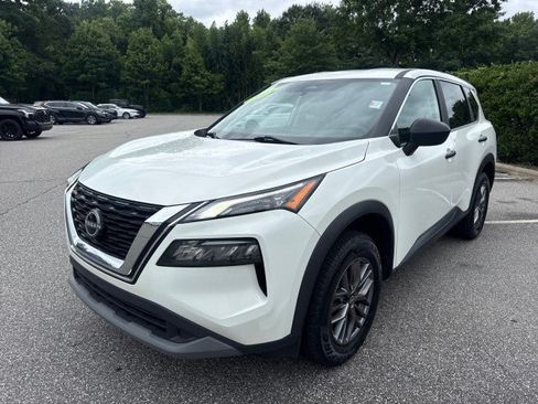 Used 2023 Nissan Rogue S AWD/4WD image 3
