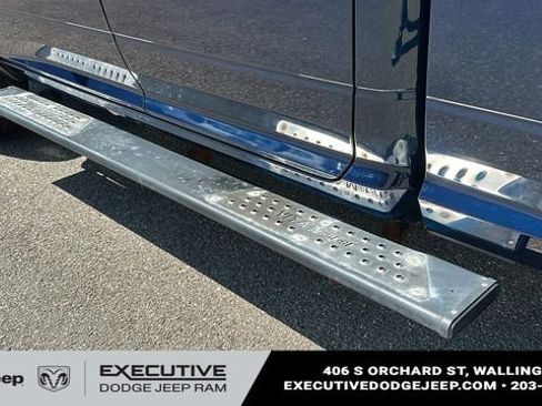 Used 2022 RAM 1500 Classic Warlock w/ Electronics Group AWD/4WD image 8