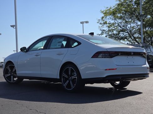 New 2026 Honda Accord SE image 15