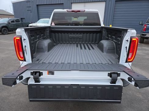 New 2026 GMC Sierra 1500 AT4 w/ Technology Package image 33
