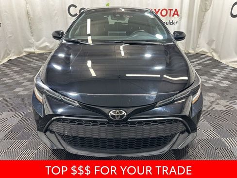 Used 2022 Toyota Corolla SE image 2