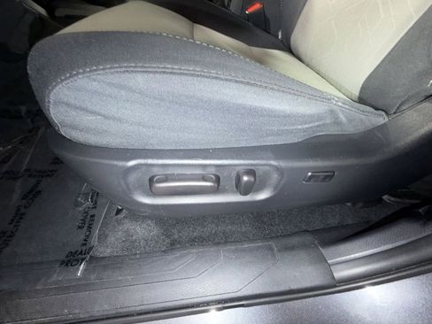 Used 2020 Toyota Tacoma TRD Off-Road image 14