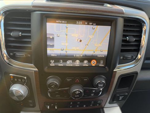 Used 2017 RAM 1500 Laramie w/ Convenience Group image 12