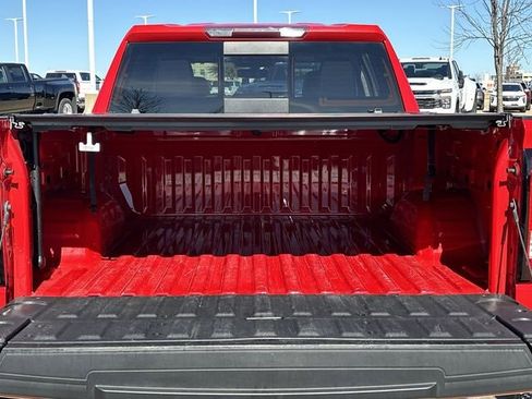 Used 2021 GMC Sierra 1500 SLT image 29