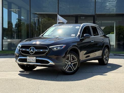 Used 2026 Mercedes-Benz GLC 300 image 2