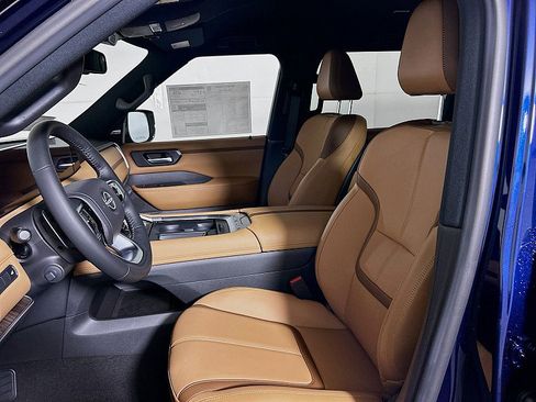 New 2025 Nissan Armada SL w/ Captain's Chari Seat Package image 11