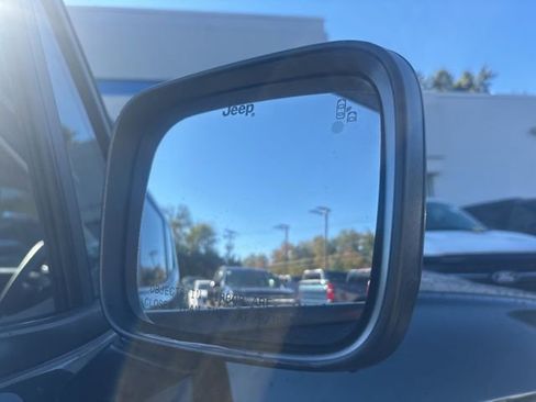 Used 2021 Jeep Renegade Sport image 6