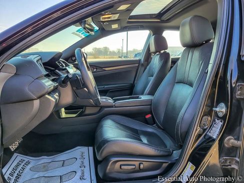 Used 2018 Honda Civic Sport Touring image 8