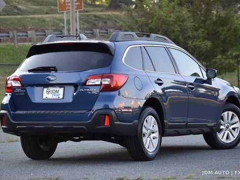 Used 2019 Subaru Outback 2.5i Premium AWD/4WD image 5