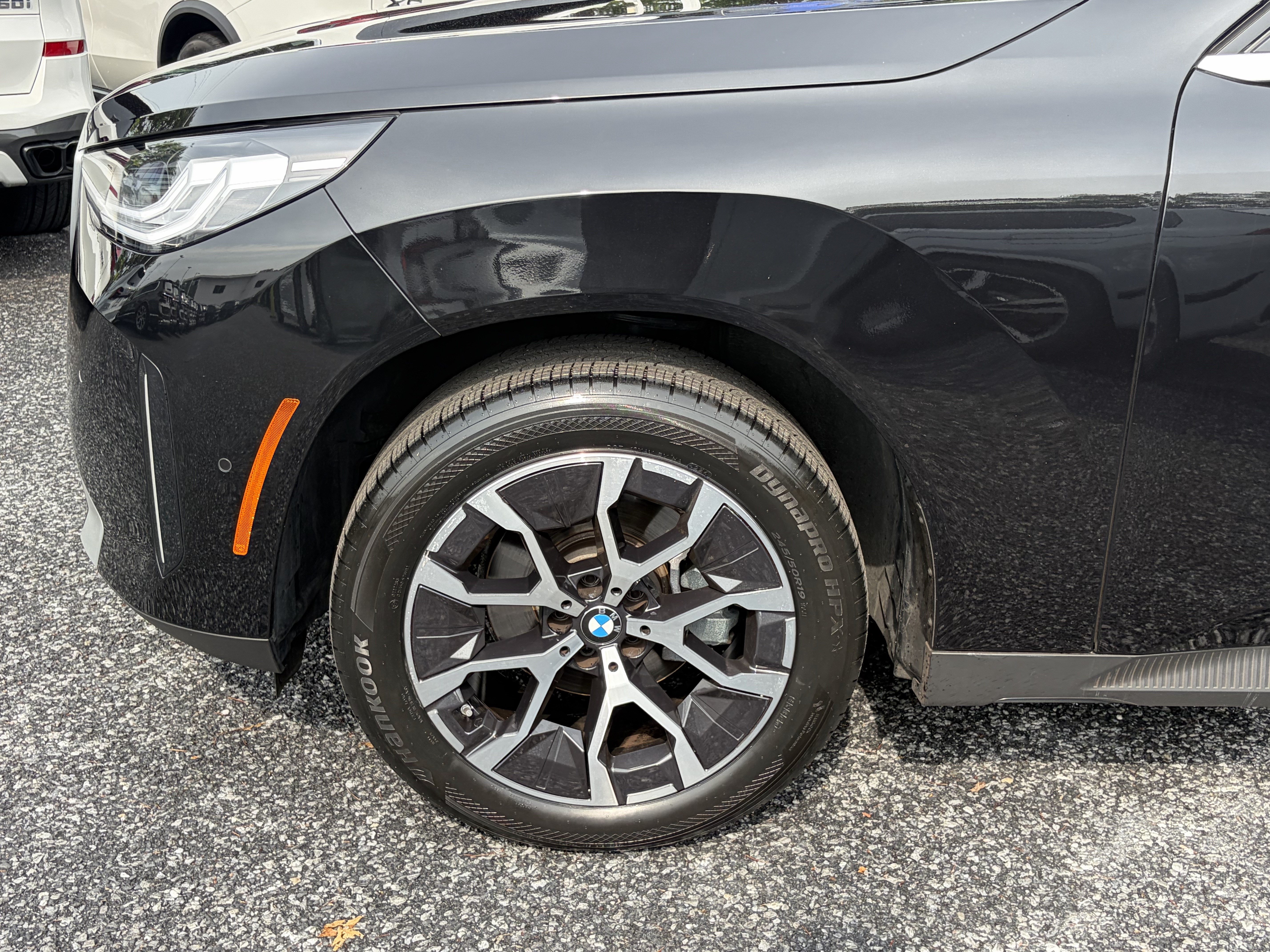 Certified 2026 BMW X3 xDrive30i w/ Premium Package AWD/4WD image 4