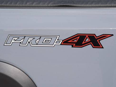 Certified 2023 Nissan Frontier PRO-4X w/ Pro Convenience Package image 17