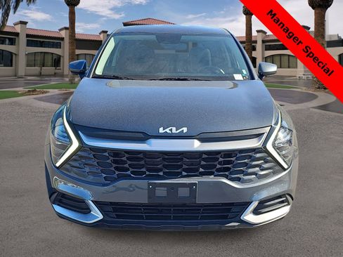 Used 2024 Kia Sportage LX image 3