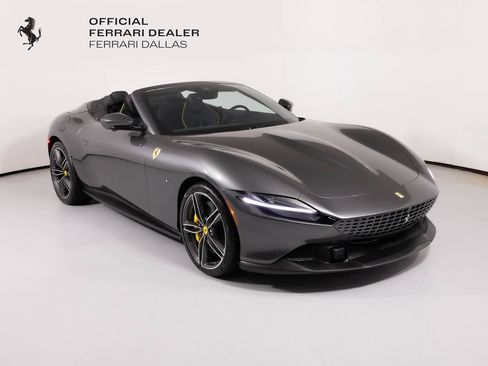 Used 2025 Ferrari Roma Spider RWD image 1