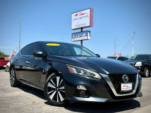 Used 2020 Nissan Altima 2.5 SV FWD image 1