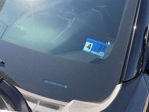 Used 2020 Chevrolet Camaro LT image 4