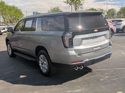 New 2026 Chevrolet Suburban Premier w/ Sun And Tow Package AWD/4WD image 6