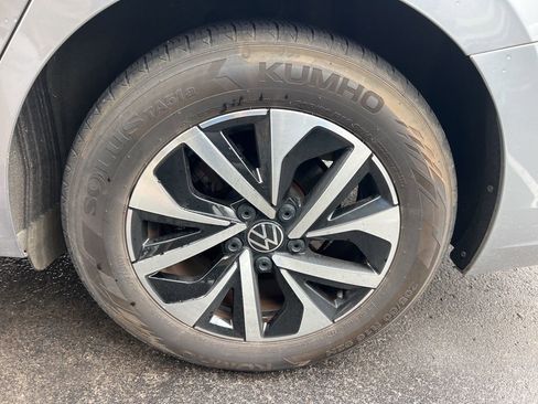 Used 2023 Volkswagen Jetta S image 8