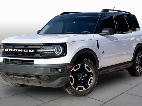 Used 2021 Ford Bronco Sport Outer Banks AWD/4WD image 3